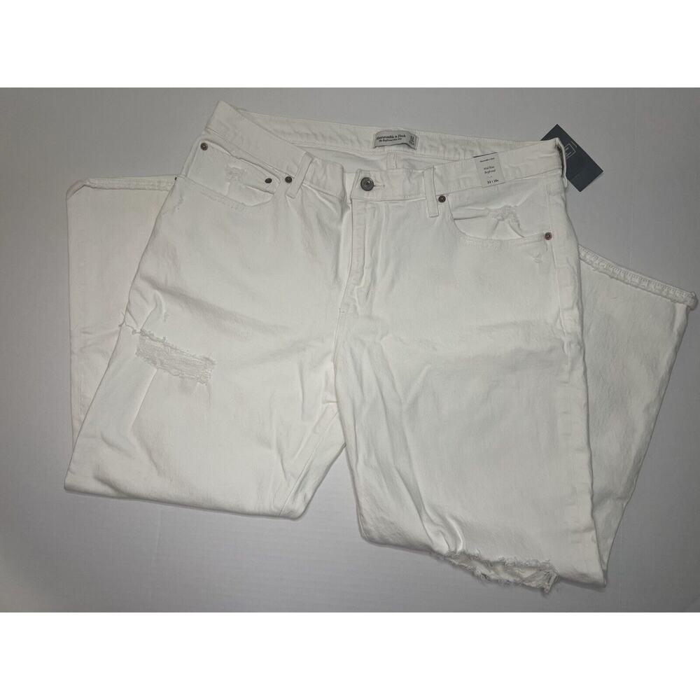 NWT Abercrombie & Fitch The Boyfriend Mid rise White Jean Size 33 16R